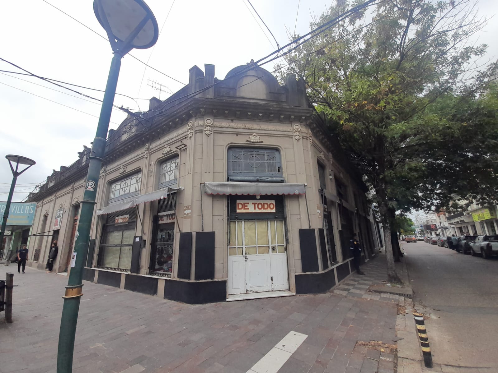 Local "De todo"